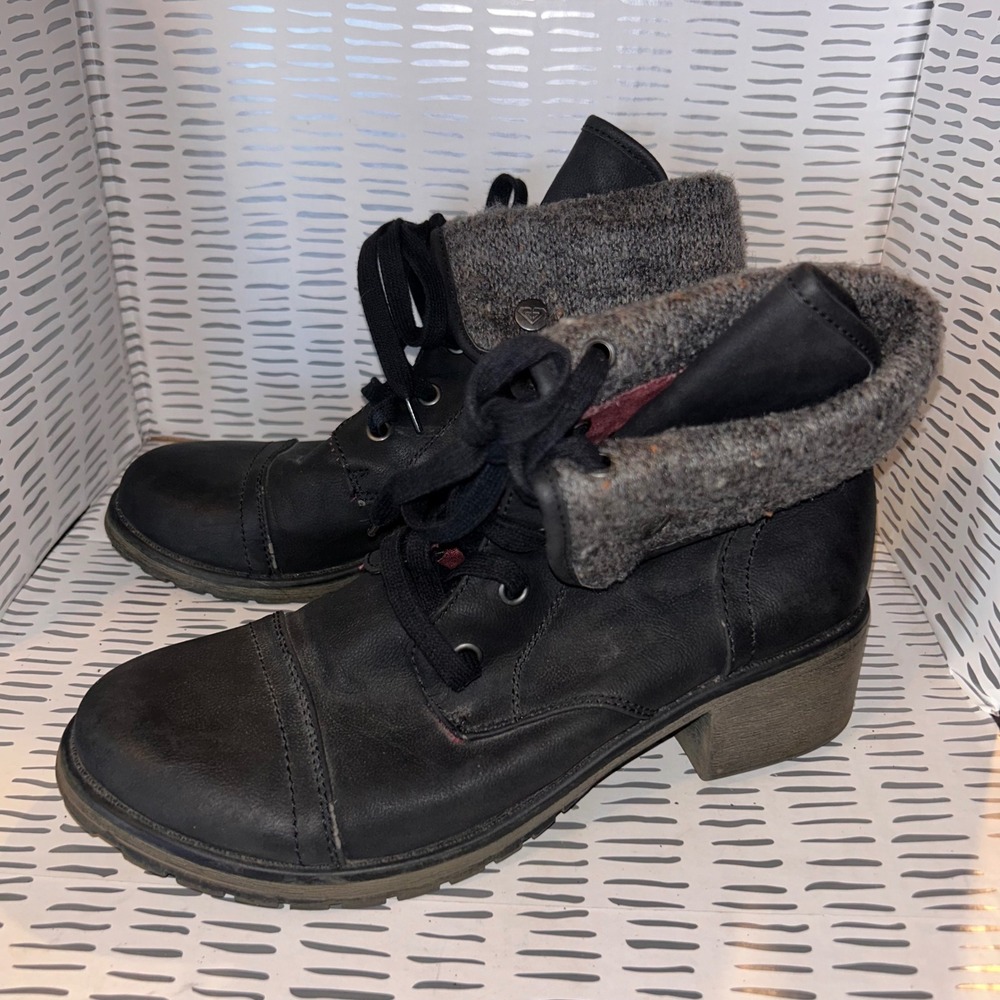 Roxy Black Pepper Lace Up Fold Over Ankle Surfer Girl Combat Boots Womens Sz 9.5